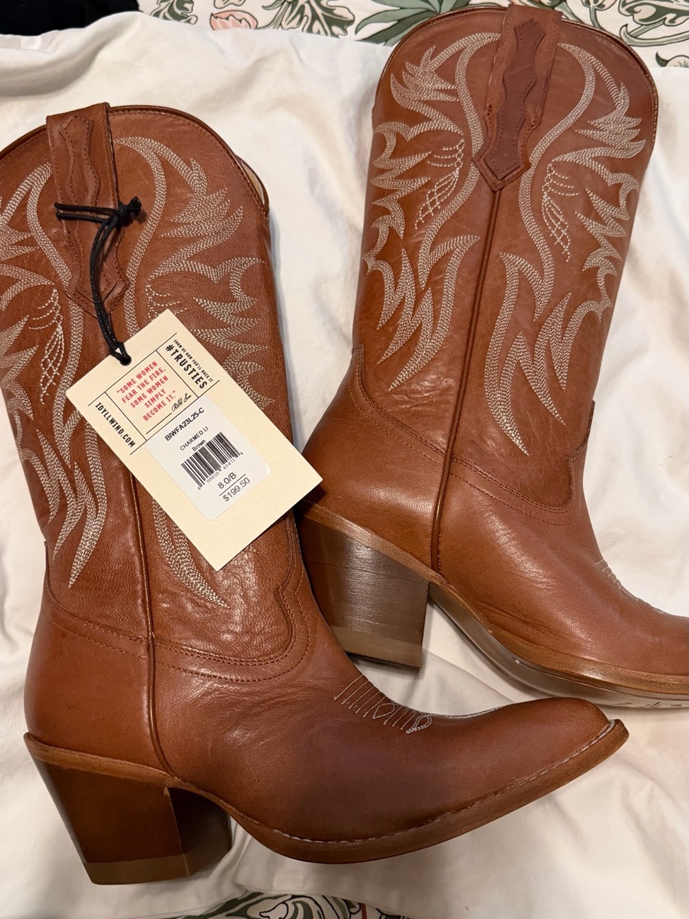 Idyllwind Chestnut Brown CharmEmbroidered Western Heeled Boots